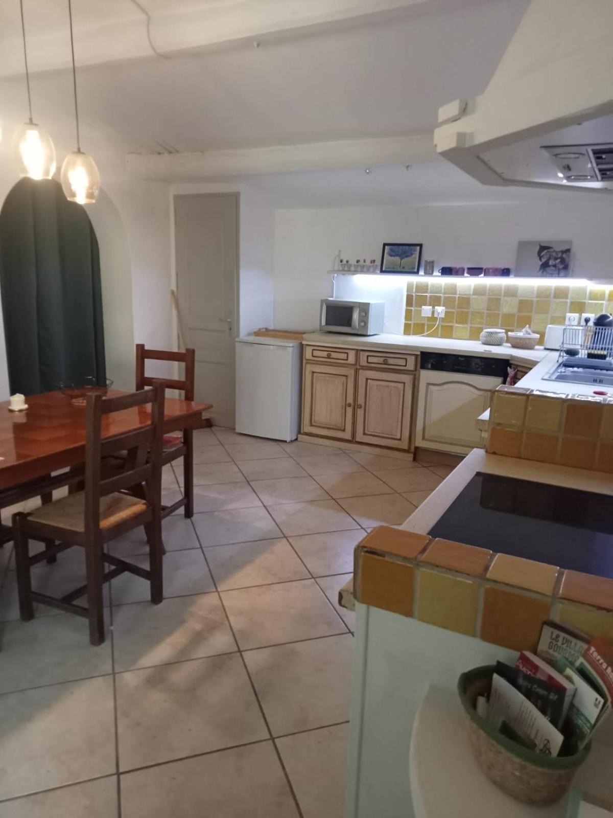 Petite Maison Avec Jardin Calme * Le Thor